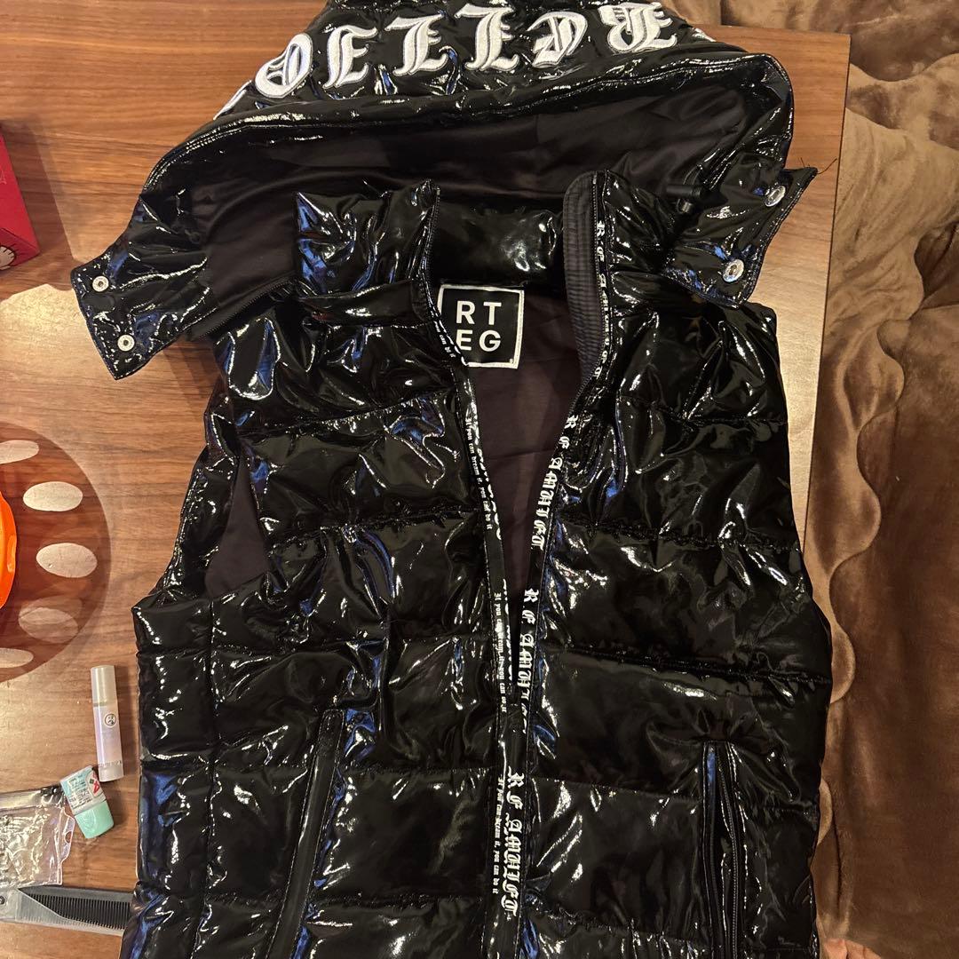 アダムスジャグラーダウンジャケットヤリラ