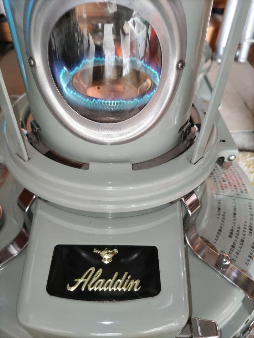 アラジンブルーフレームヒーターストーブ