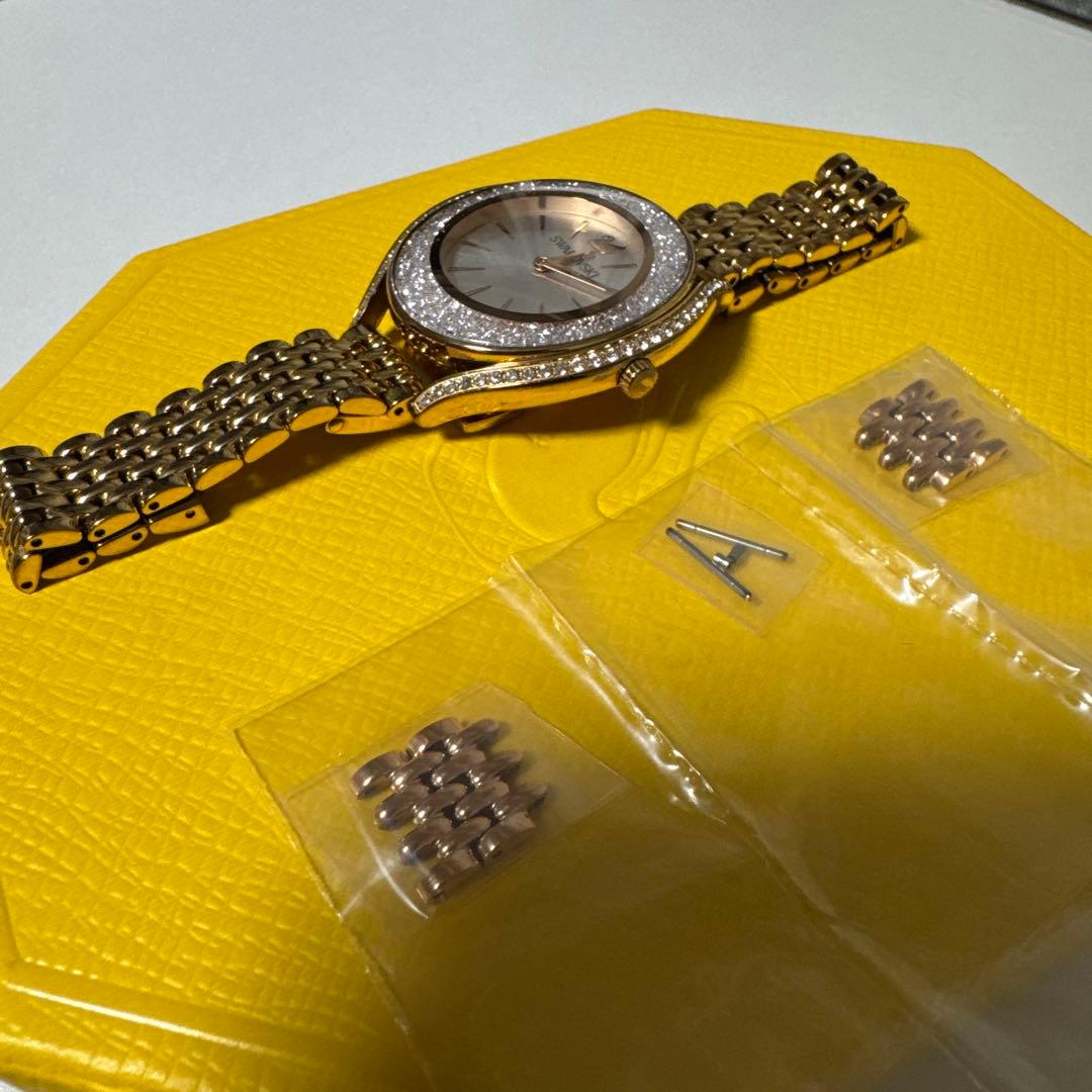 スワロフスキー 腕時計　ウオッチ