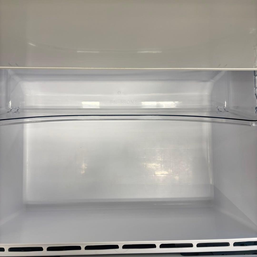 566 おすすめ！　家庭用・一人暮らし　冷蔵庫　大型　200L〜300L 極美品