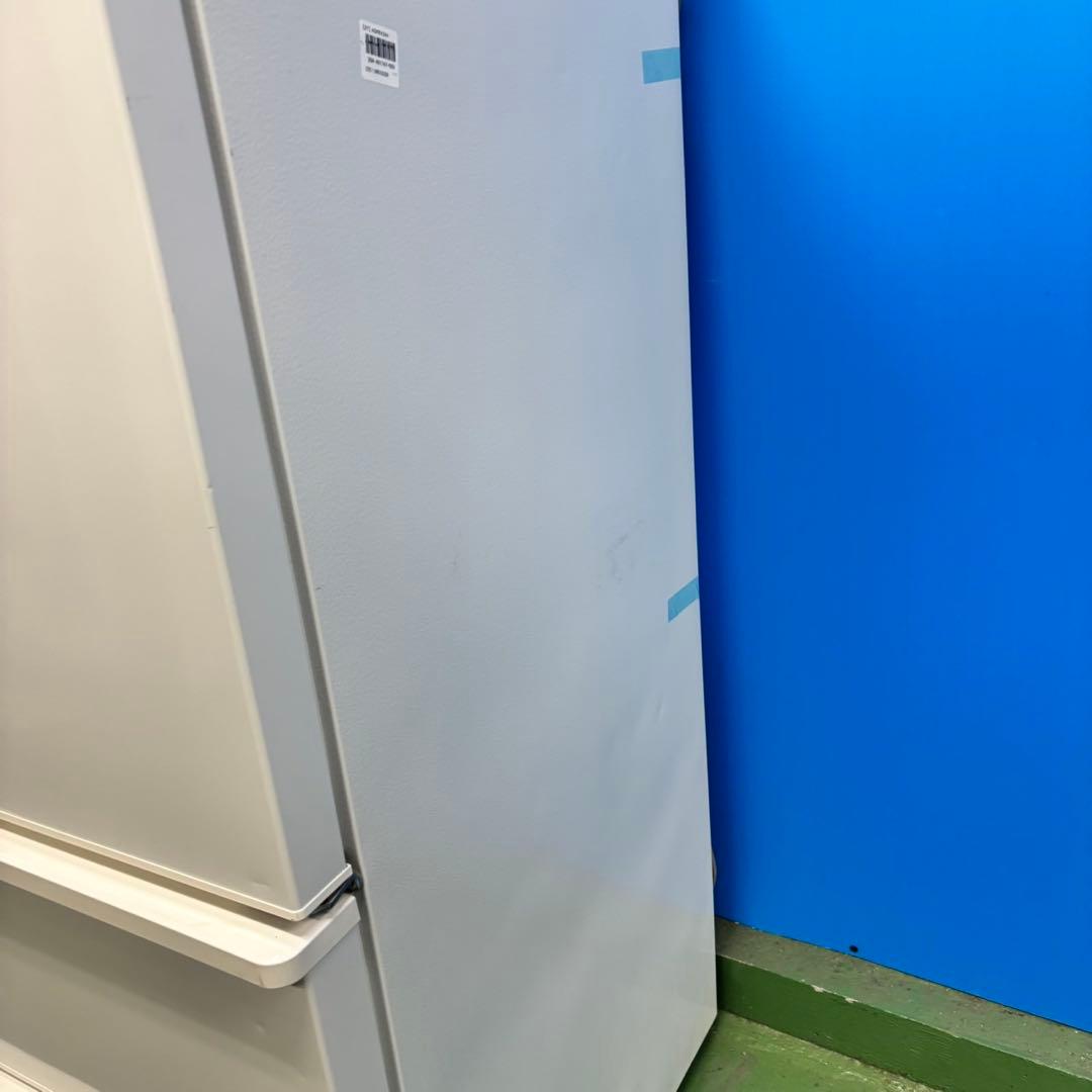 566 おすすめ！　家庭用・一人暮らし　冷蔵庫　大型　200L〜300L 極美品