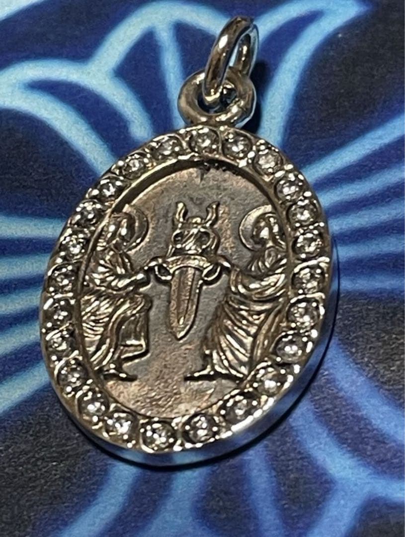 クロムハーツ　エンジェルメダルオーバルV2 シルバー925 ダイヤ　パヴェ