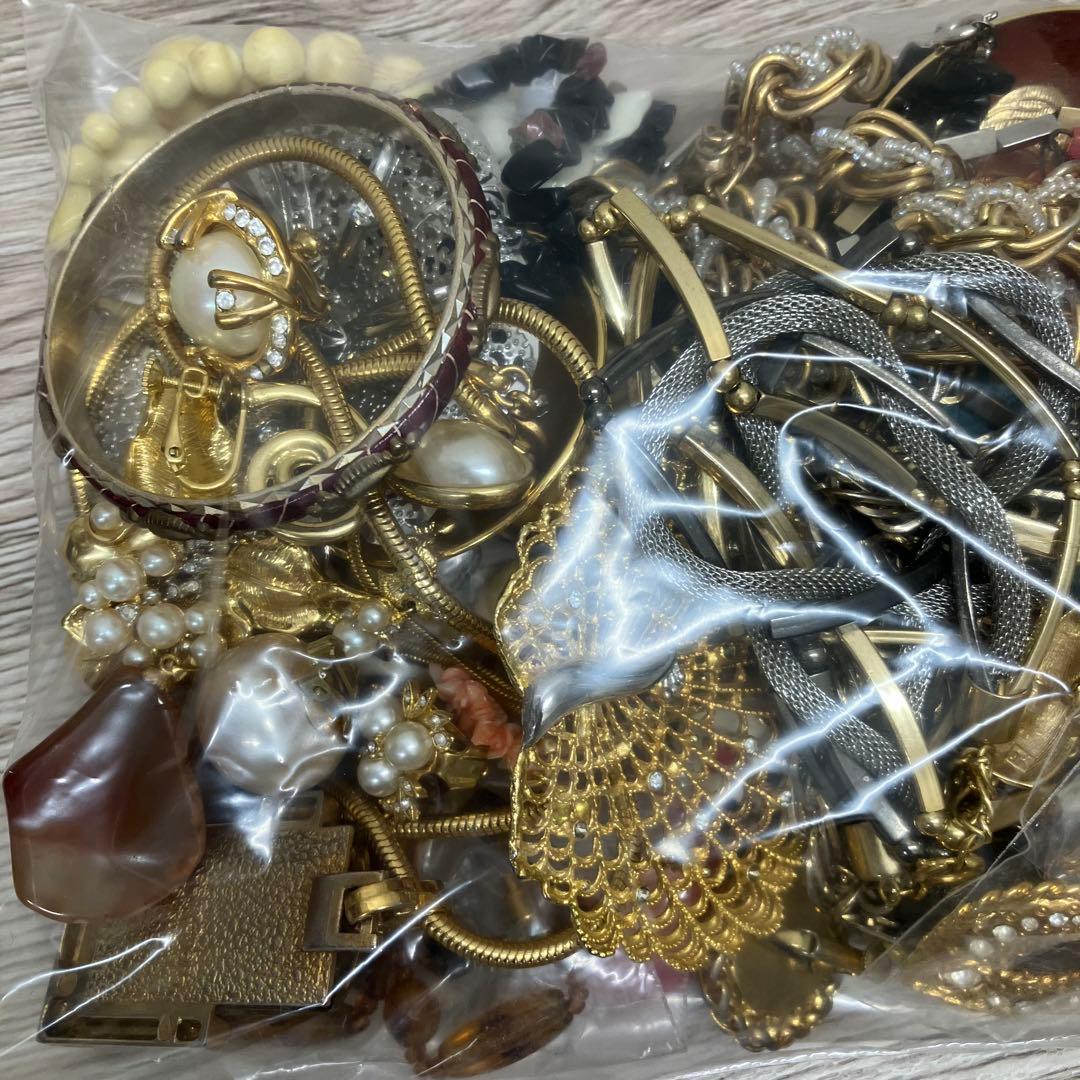 アクセサリーまとめ　ビンテージジュエリーセット　①