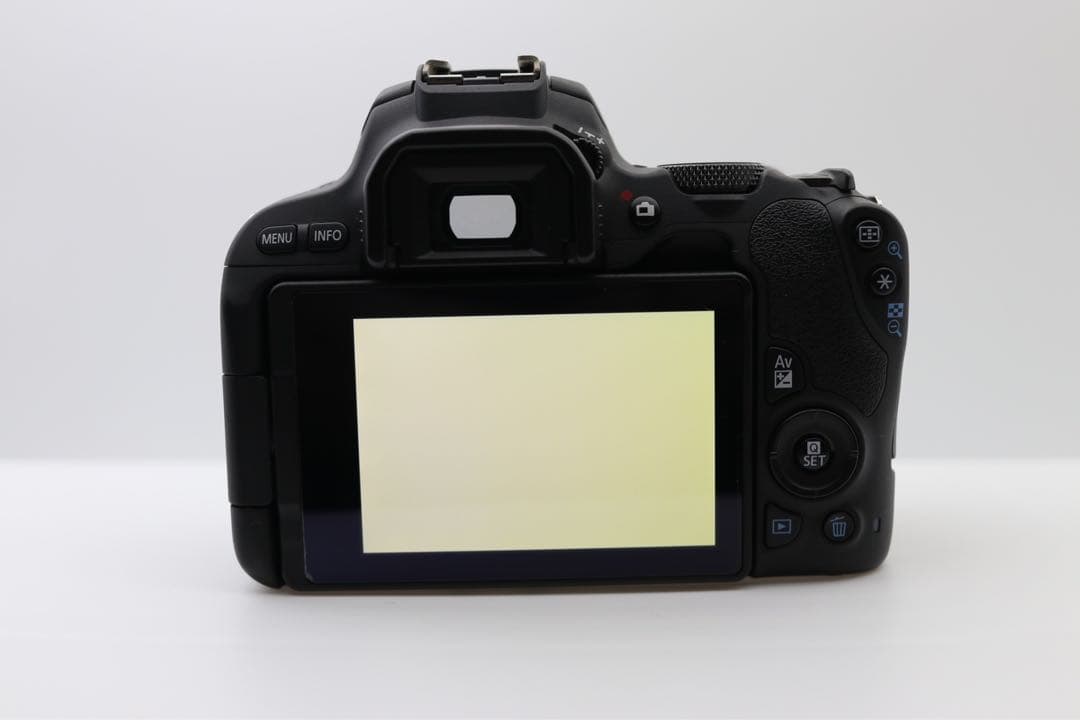 ☆美品【Canon】EOS Kiss X9 ボディ キャノン キヤノン