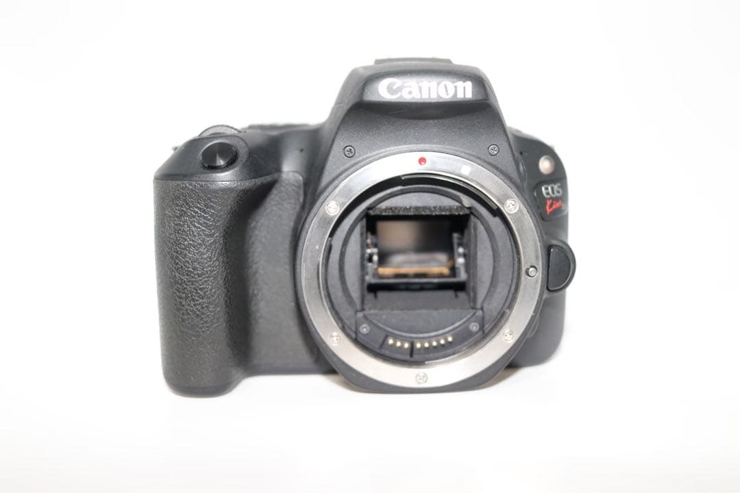 ☆美品【Canon】EOS Kiss X9 ボディ キャノン キヤノン