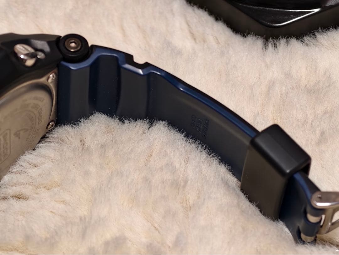 カシオCASIO G-SHOCK GR-B100（ケースあり)