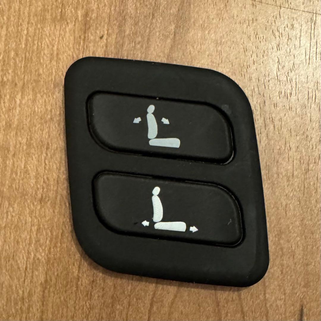 80ハリアー 助手席パワーシート用肩口スイッチ