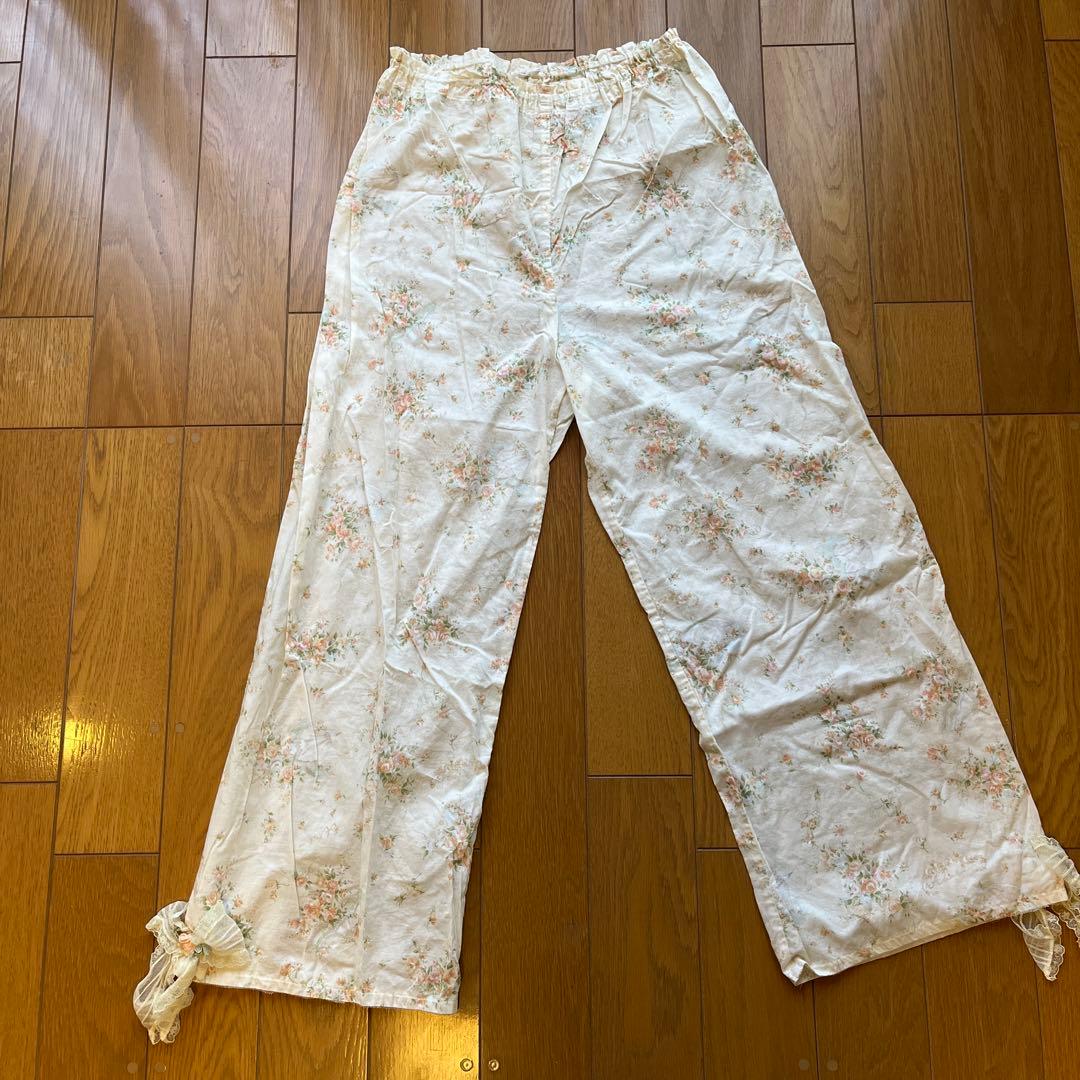 サエラアキアカネパジャマセット