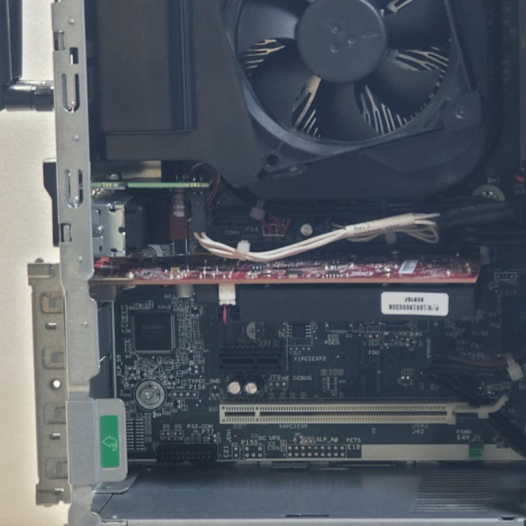 グラボ搭載／i7 8700／WiFi5／16G／SSD256GB／HDD500G