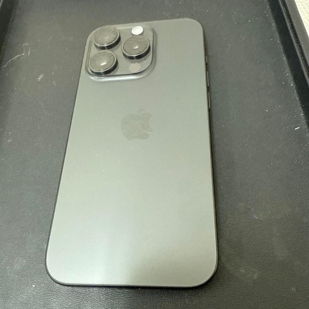 スマートフォン本体 Apple iPhone 15 pro 256GB