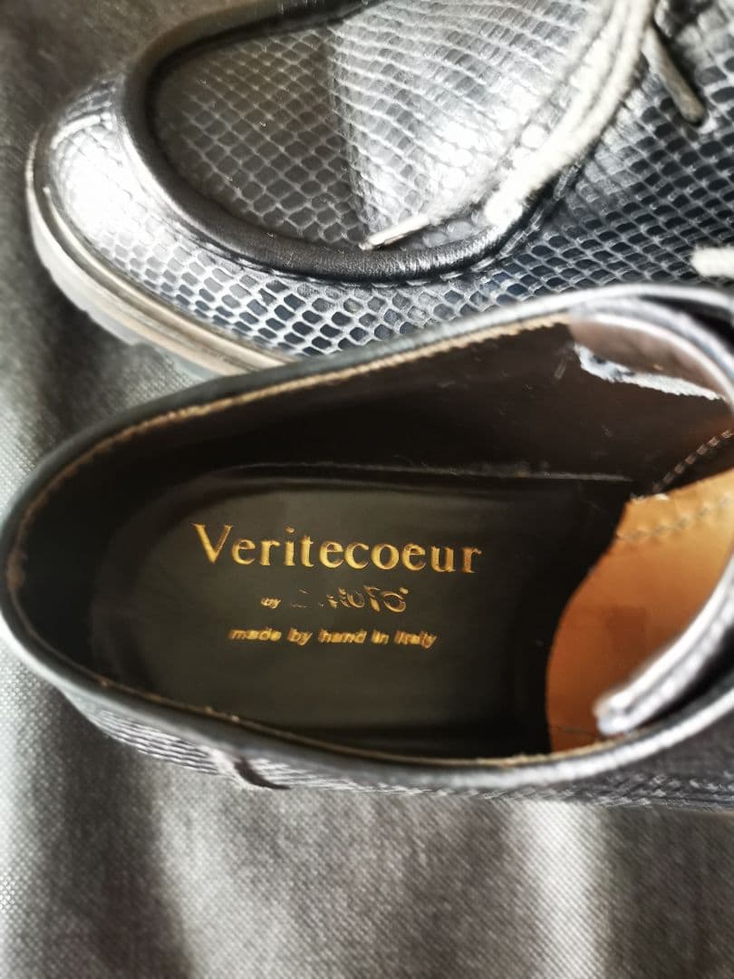 ヴェリテクールレザーシューズ