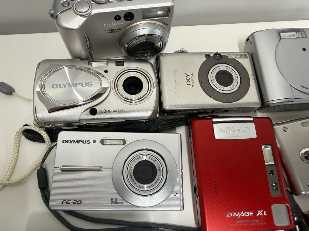 m*u様 コンパクトデジタルカメラ まとめて SONY/Canonなど　ジャンク