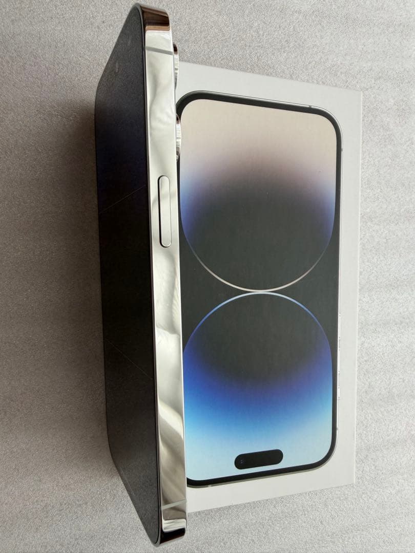 Apple iPhone 14 Pro シルバー 本体 1TB SIMフリー