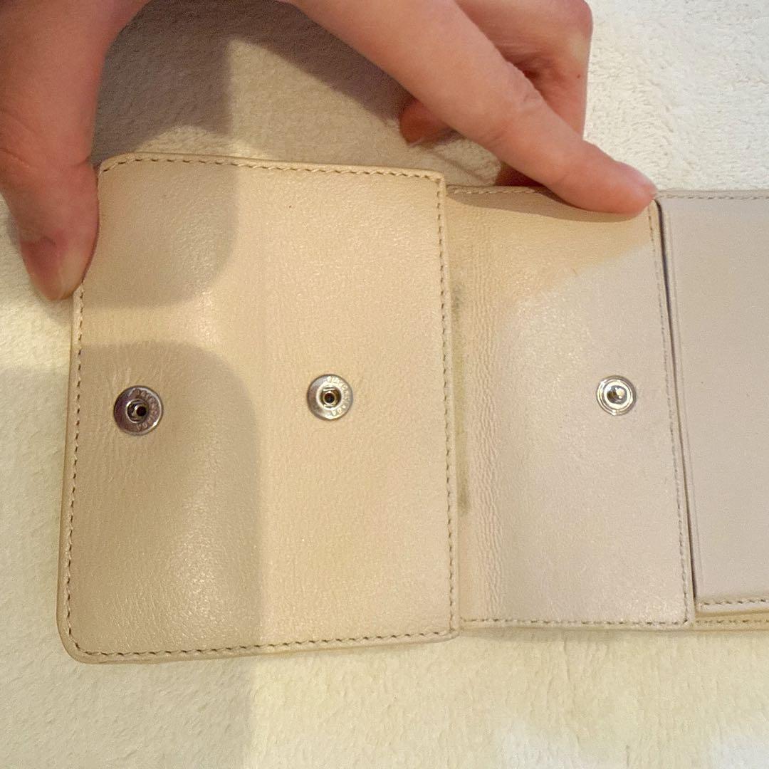 バレンシアガ　二つ折り財布　ベージュ