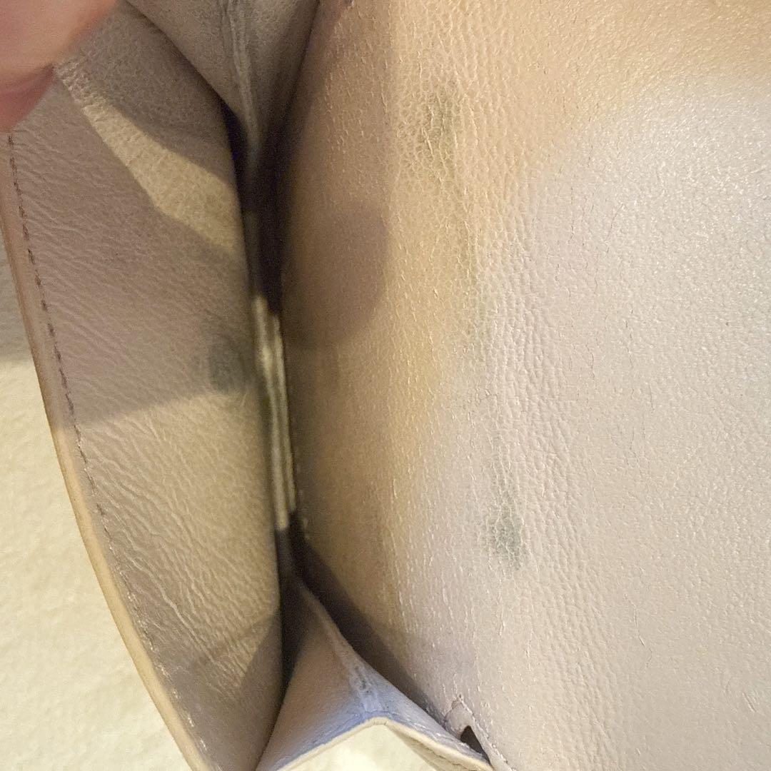 バレンシアガ　二つ折り財布　ベージュ