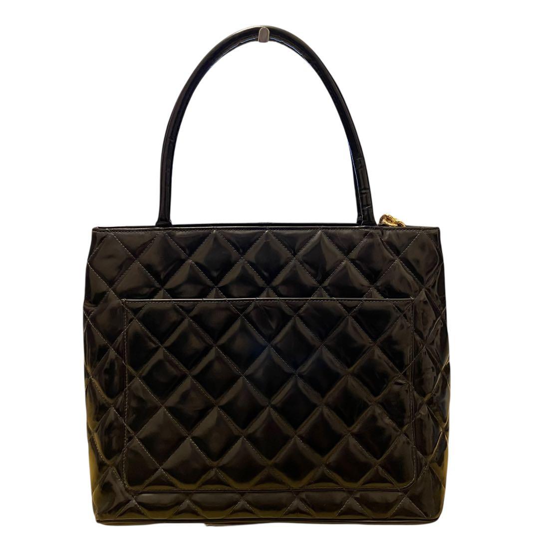 ば*ん様 CHANEL シャネル ハンドバッグ エナメル マトラッセ ココマーク