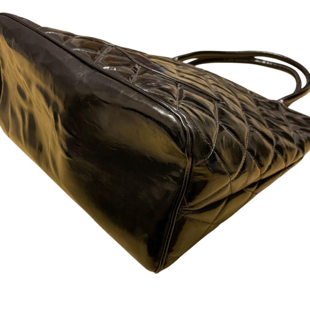 ば*ん様 CHANEL シャネル ハンドバッグ エナメル マトラッセ ココマーク