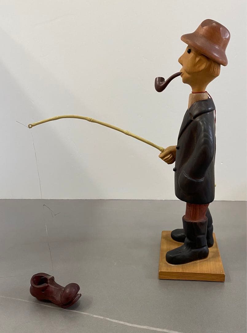 【コンタック】 ROMER イタリア製 ヴィンテージ 木彫り人形 釣り人