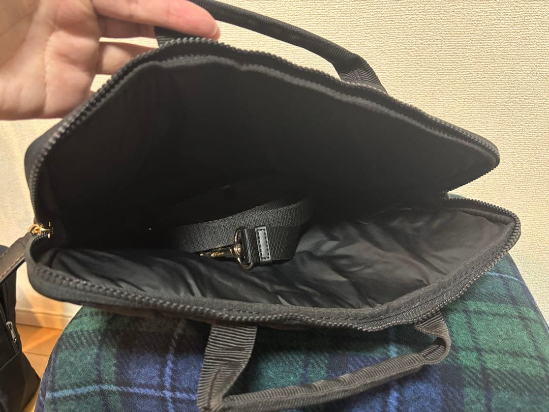 MARC JACOBS キルティングノートPCケース ブラック