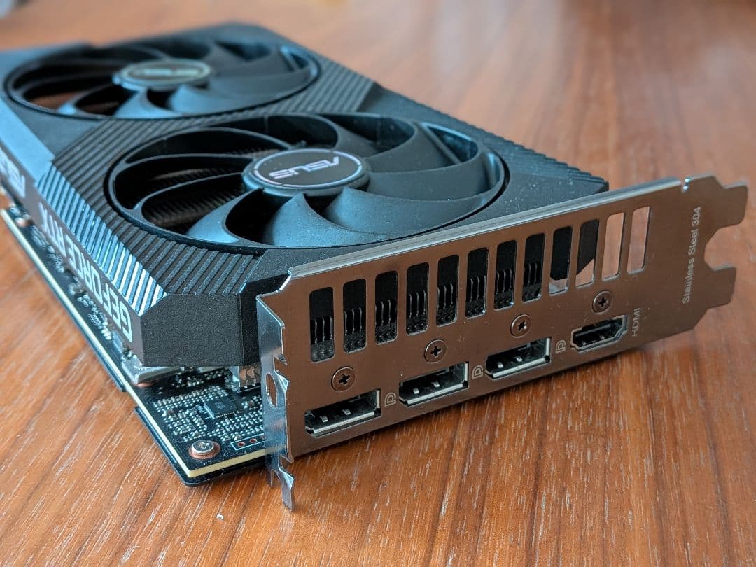グラフィックボード・グラボ・ビデオカード ASUS GeForce RTX 3060Ti v2 mini
