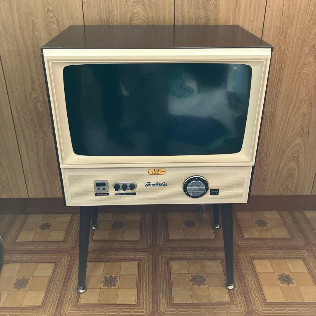 ドウシシャ　レトロ　液晶テレビ