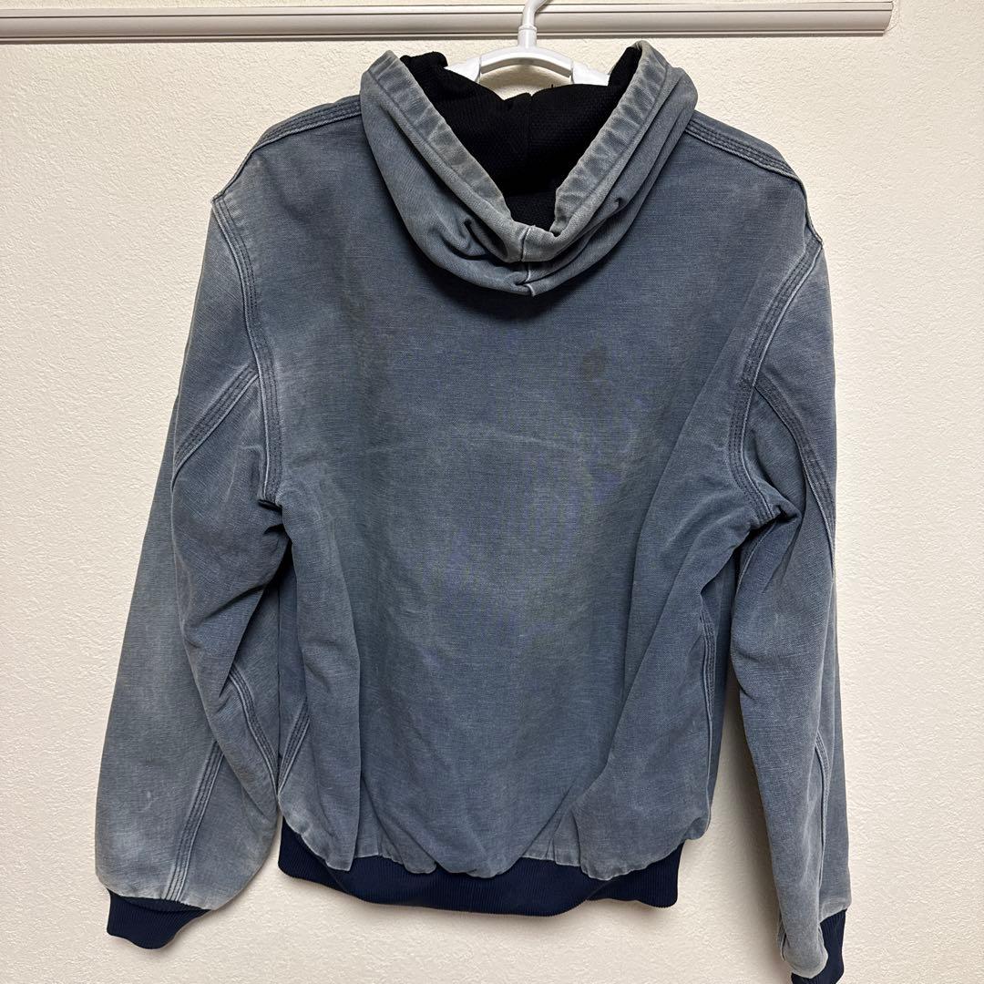 Carhartt フード付きダークグレージャンパー