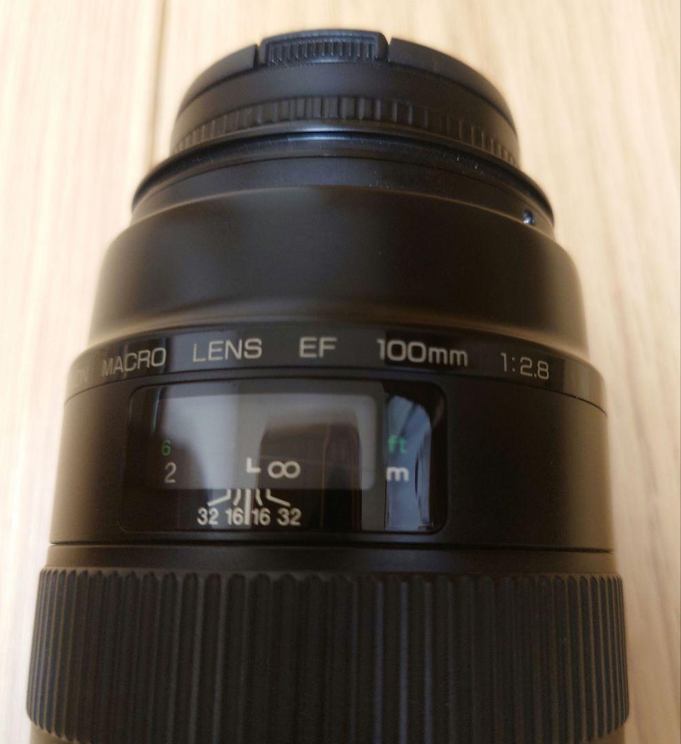Canon EF 100mm f/2.8 マクロレンズ