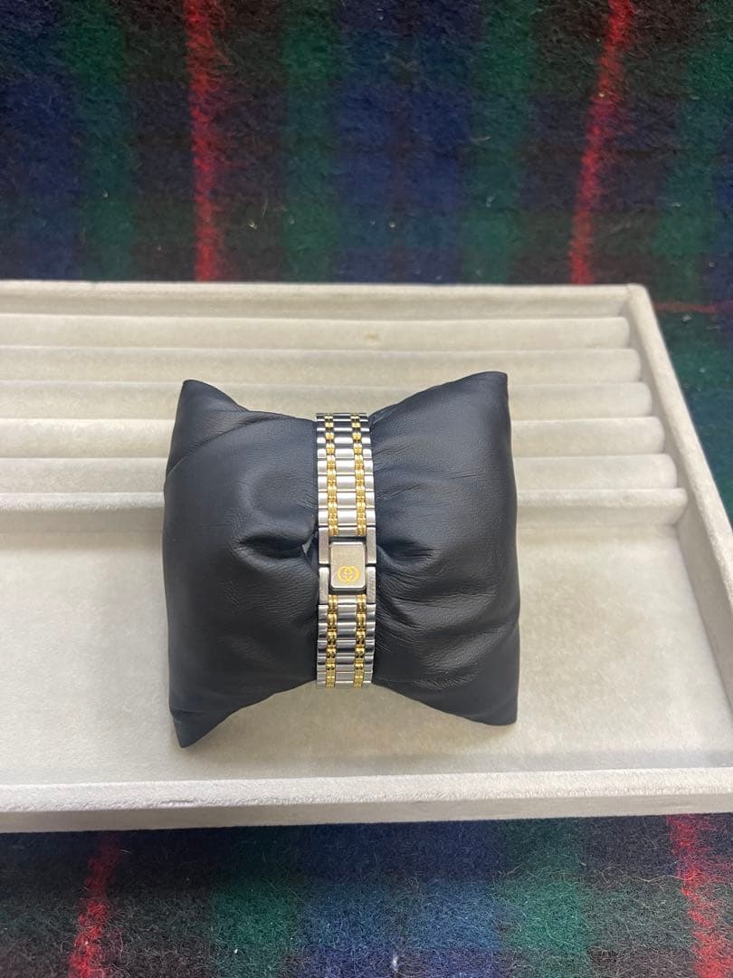 グッチの9000Lシリーズのクォーツ式腕時計 腕時計 クォーツ ウォッチ 時計