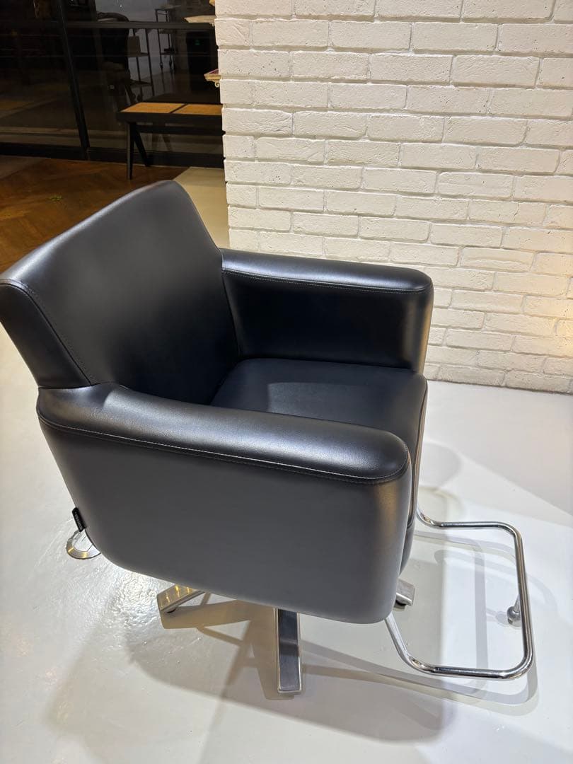 【11月末までの限定】 タカラベルモント　 ソファチェア（ブラック）✖️5