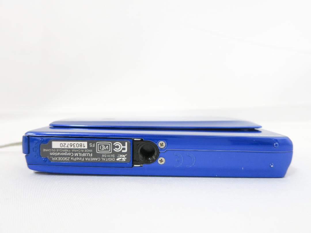 デジタルカメラ Fujifilm FinePix Z900EXR ブルー