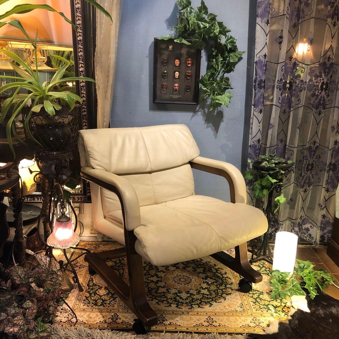 Sale ヴィンテージ 富士ファニチャー　キャスター革張りアームチェア