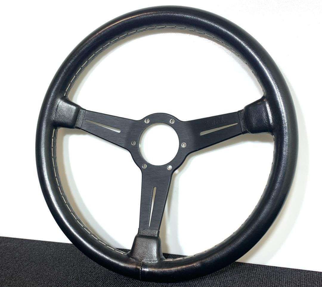 ナルディ クラシック レザーステアリング ホーンボタン・リング付き 美品 正規品