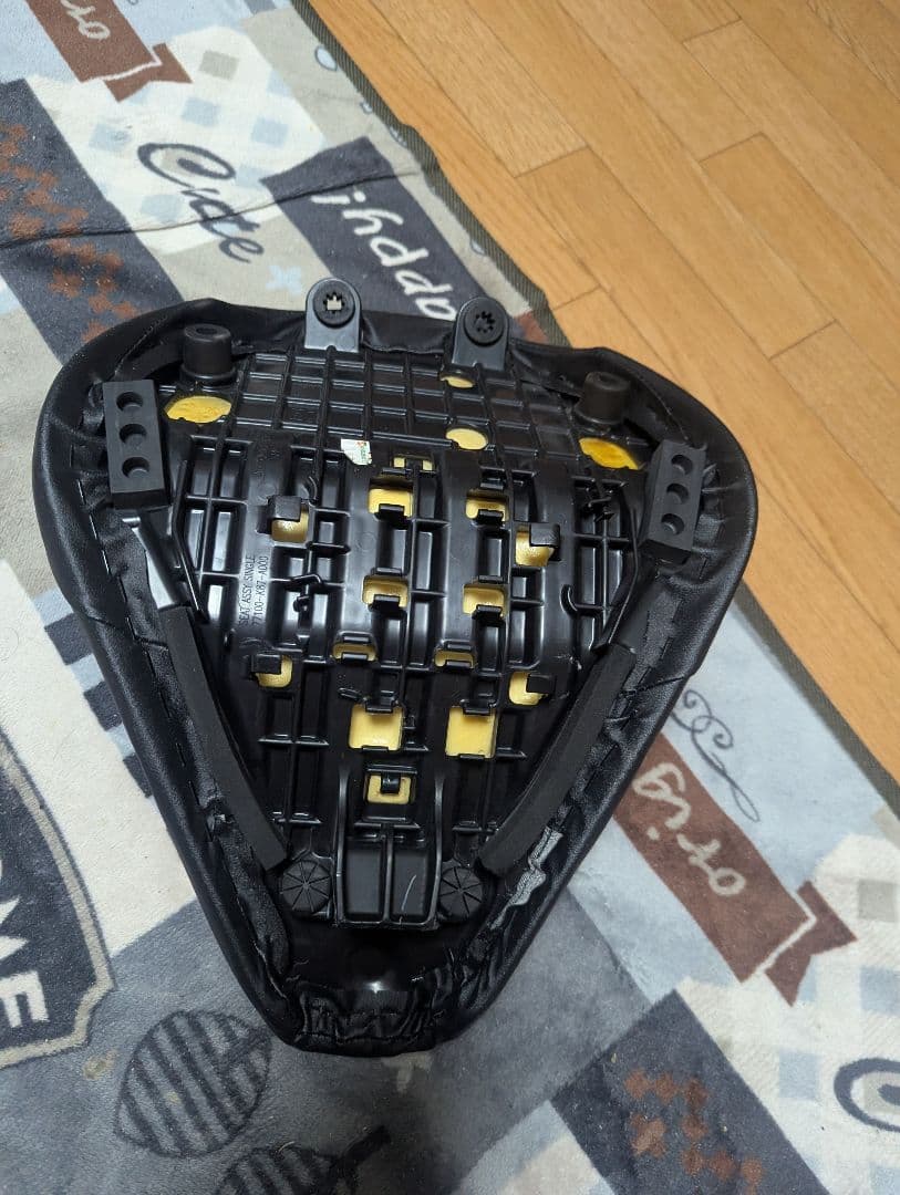 最終値下げです!レブル250(500)フラットシート 約30mmアップ