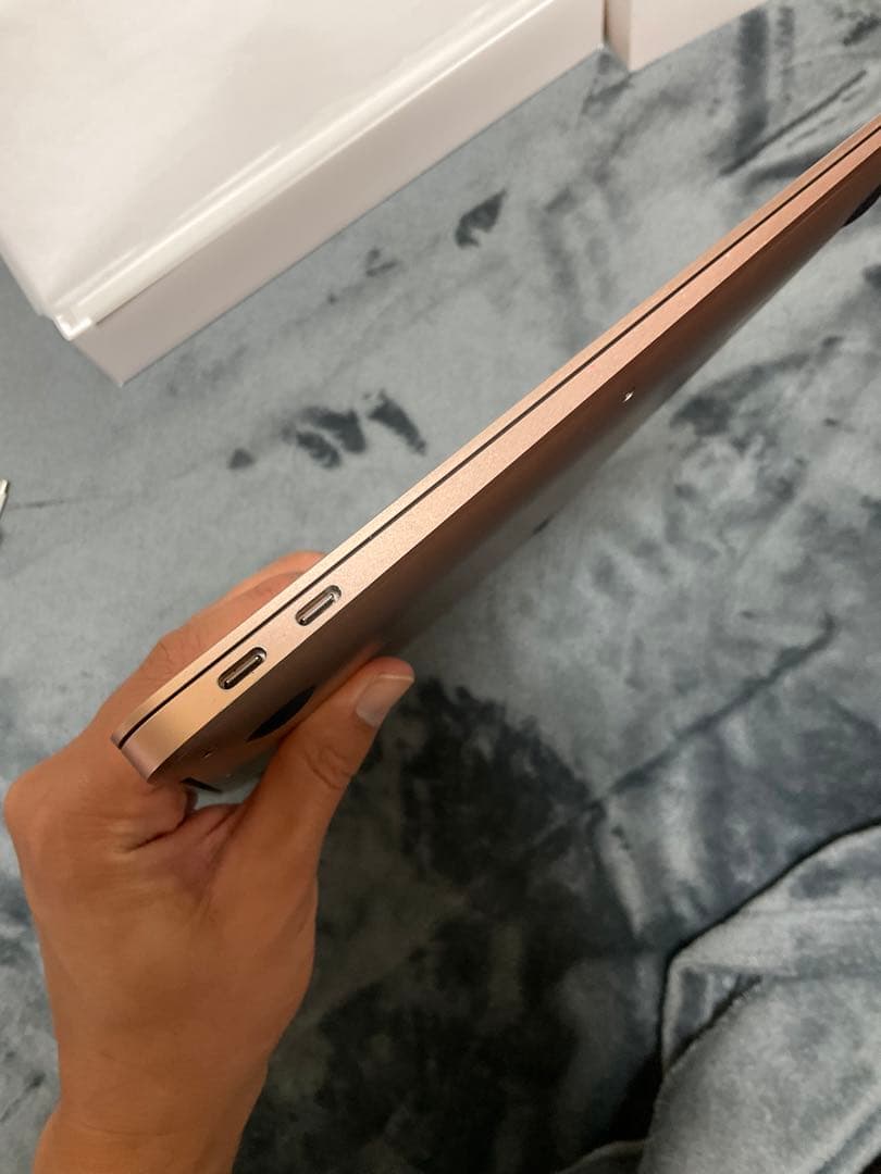 MacBook本体 MacBook air M1 16GB 512GB