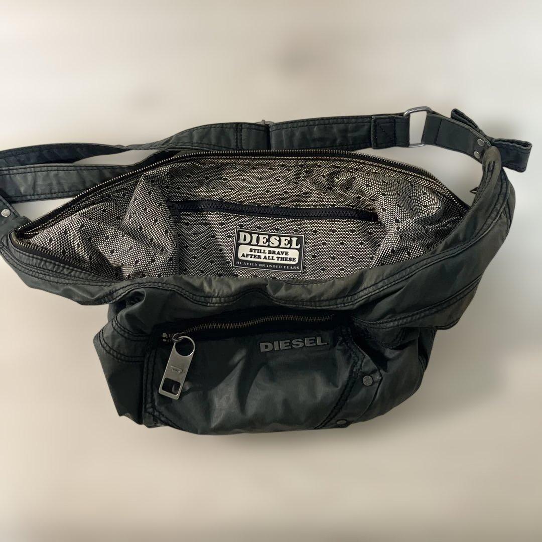 古*離様 DIESEL 三日月型　ダークブルー ショルダーバッグ