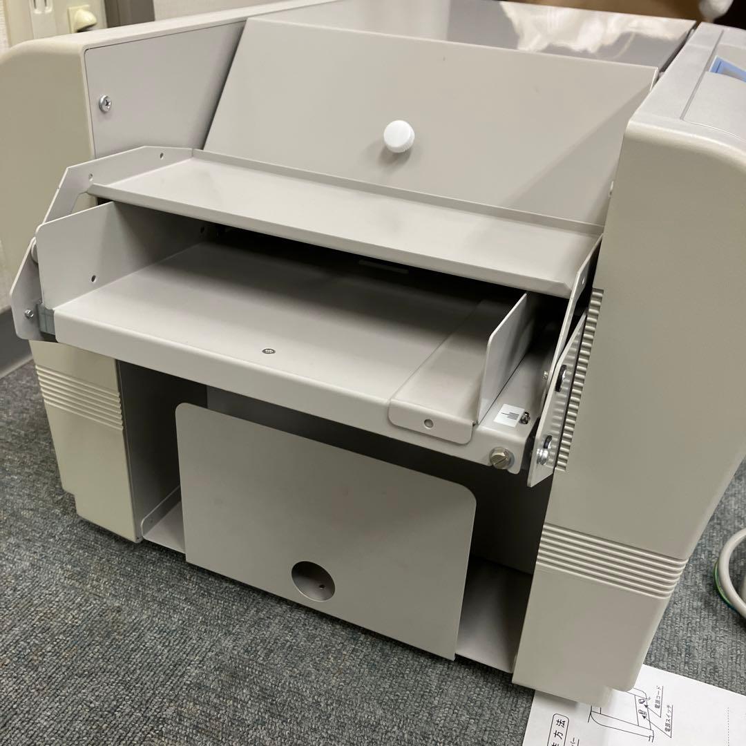 ライオン事務器 紙折機 LF-80N ワンタッチ切替ダイヤル　自動紙折り機