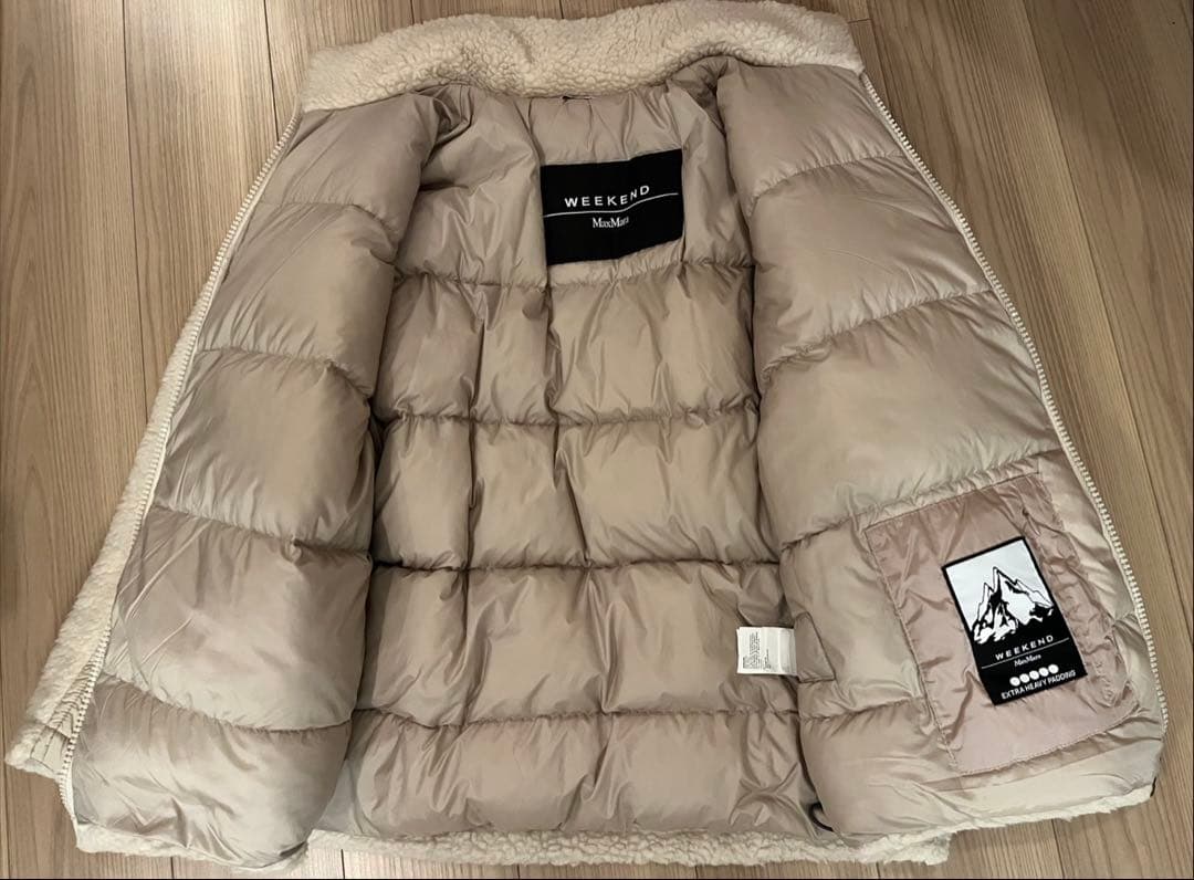 WEEKEND Max Mara ダウンジャケット モデル：ANABELA