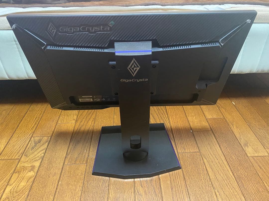 GigaCrystal 大型モニター 本体