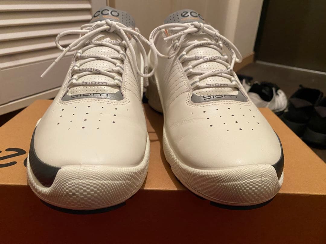 ECCO Biom C Low エコー ホワイト