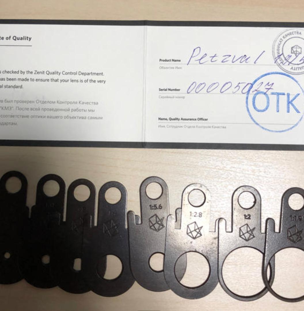 lomography Petzval 58 f1.9 canon EFマウント