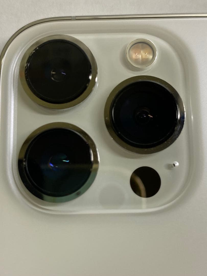 Apple iPhone 13 Pro Maxシルバー 本体