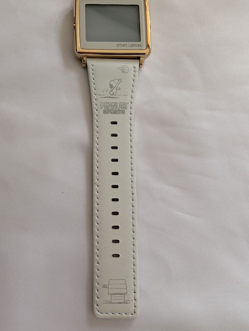 新品未使用　EPSONスマートキャンバス　スポーツスヌーピー腕時計