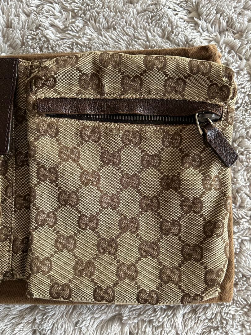 GUCCI グッチ　ボディバッグ　GGキャンバス　レザー　ブラウン