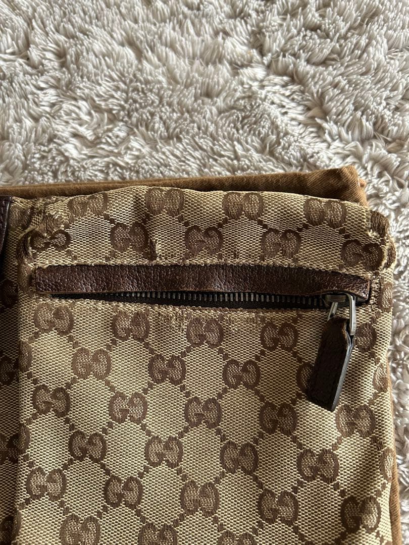 GUCCI グッチ　ボディバッグ　GGキャンバス　レザー　ブラウン