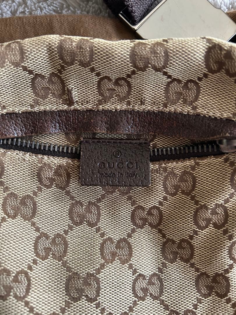 GUCCI グッチ　ボディバッグ　GGキャンバス　レザー　ブラウン