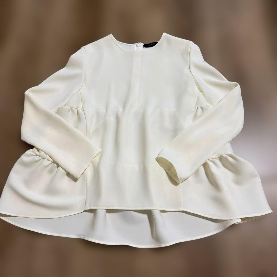 ヨーコチャン　フリル　長袖　トップス　ブラウス　40