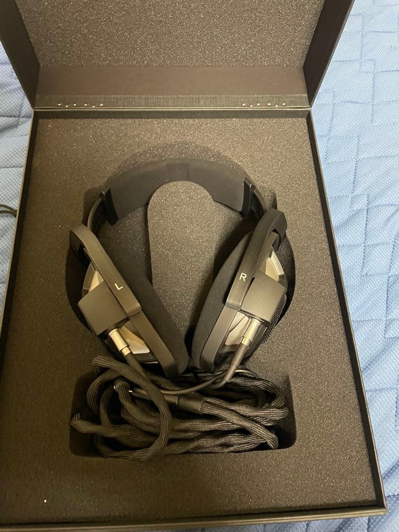ほぼ未使用　sennheiser HD800S