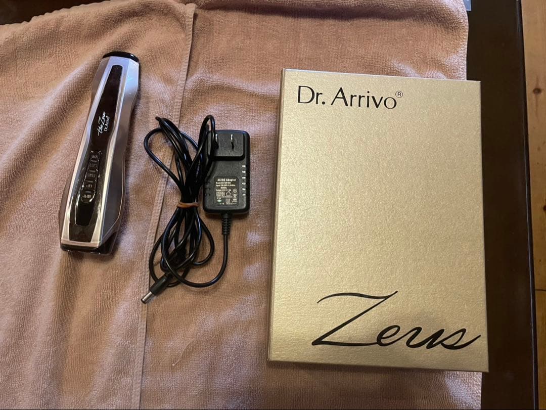 Dr. Arrivo Zeus 美顔器 充電器付き