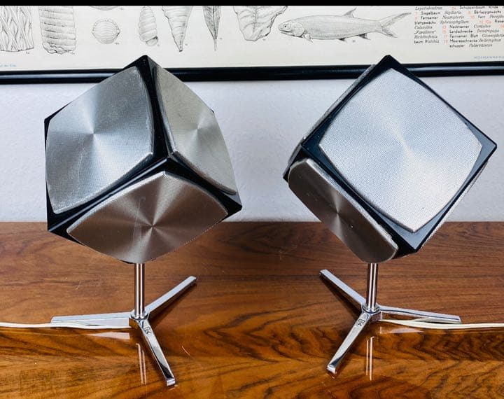 スピーカー・ウーファー grundig audiorama 700 cube speakers