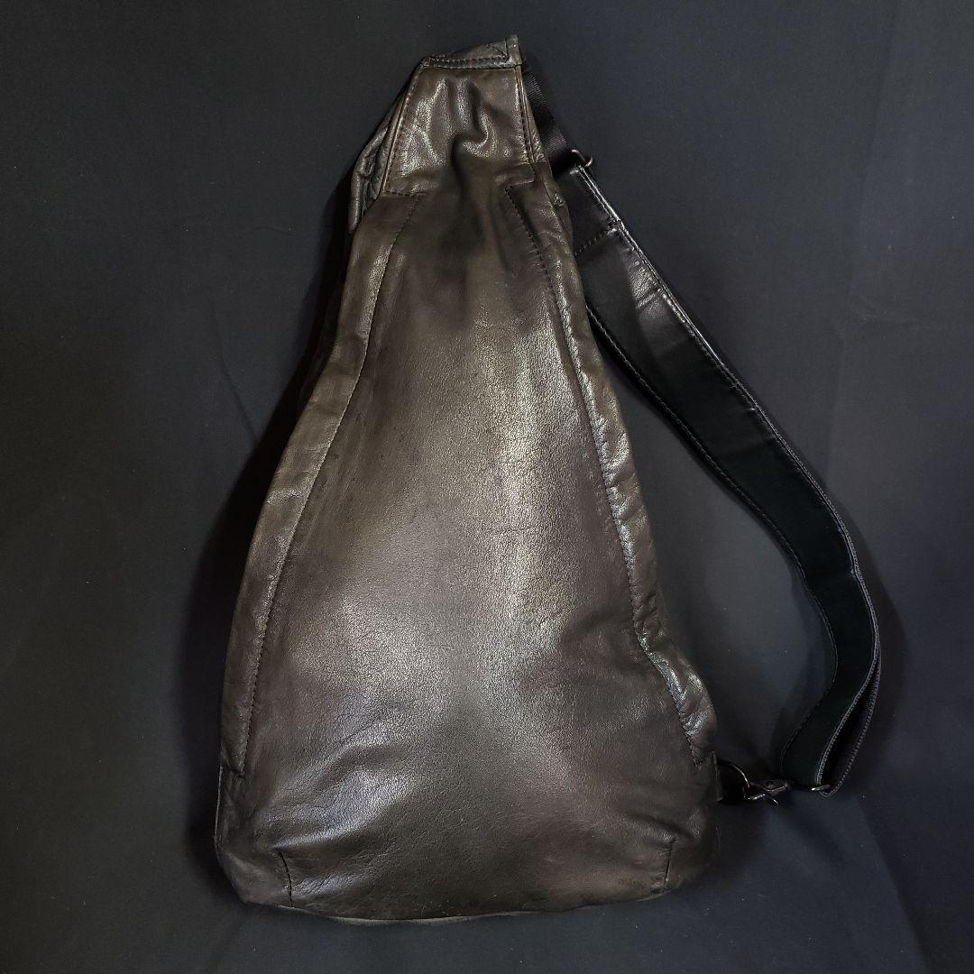 ヨウジヤマモト ワンショルダー レザー トライアングル ダブルファスナー 黒